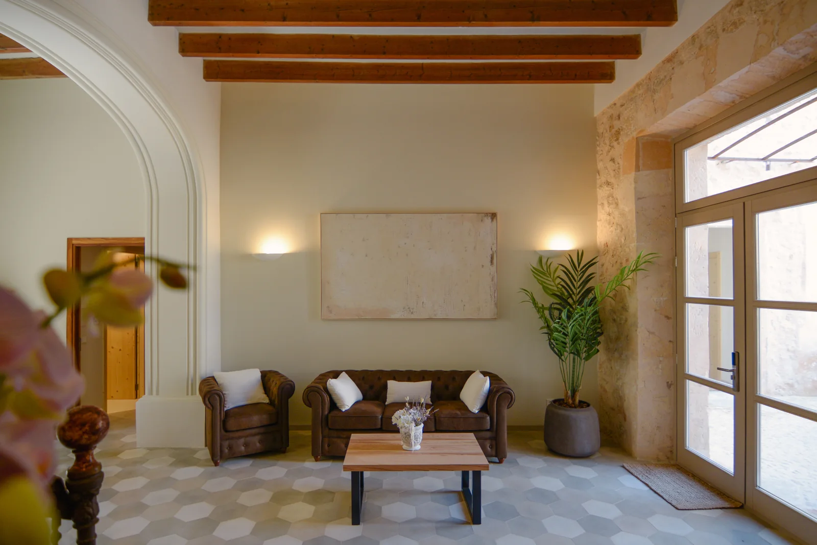 Lounge at BYTRA Boutique Hotel